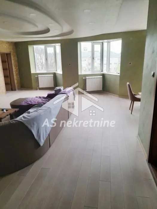 Izdavanje, stan, 160m², Filmski Grad, Beograd