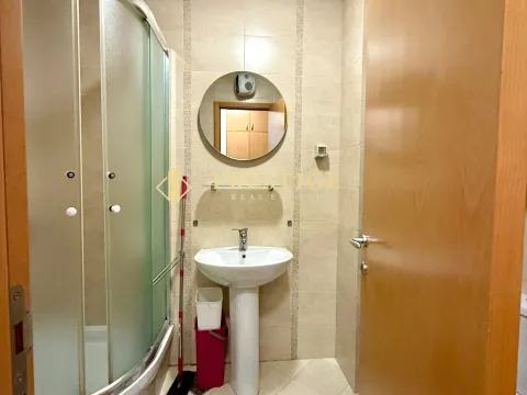 Rent, one bedroom apartment, 45m², Stari Aerodrom, Podgorica - image 11