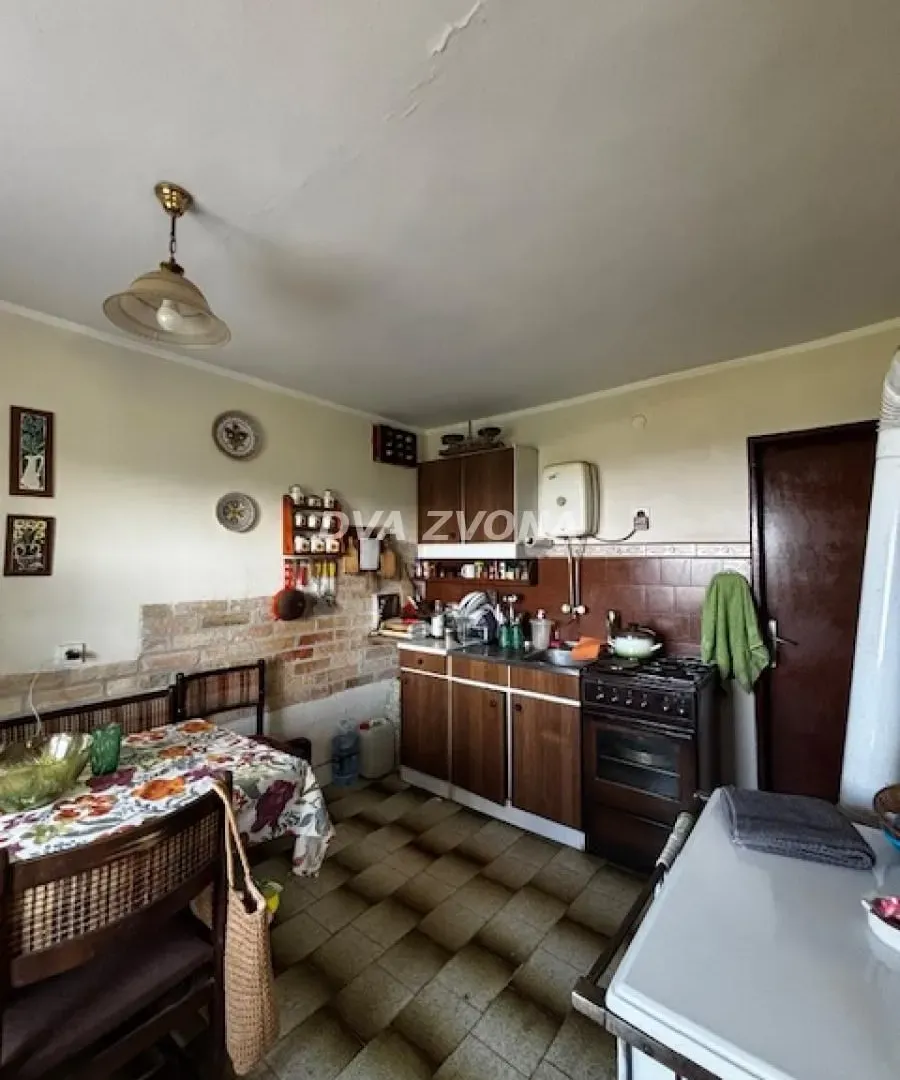 Prodaja, kuća, 74m², Čortanovci, Inđija