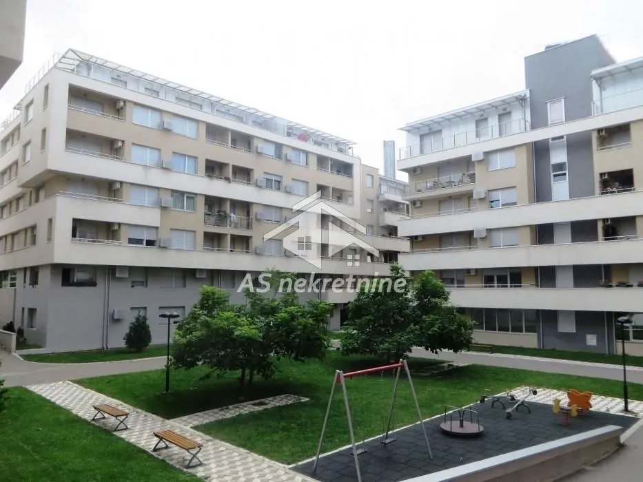 Izdavanje, dvosoban stan, 51m², Cvetkova Pijaca, Zvezdara Sve Podlokacije