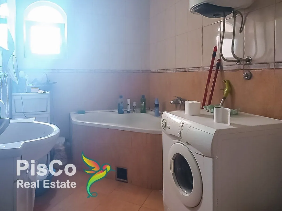 Prodaja, kuća, 180m², Donja Gorica, Podgorica