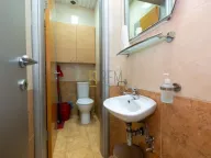 Izdavanje, poslovni prostor, 78m², Kruševac, Podgorica - image 2