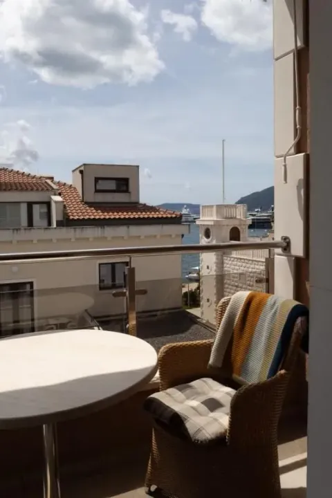Prodaja, dvosoban stan, 96m², Porto Montenegro, Tivat