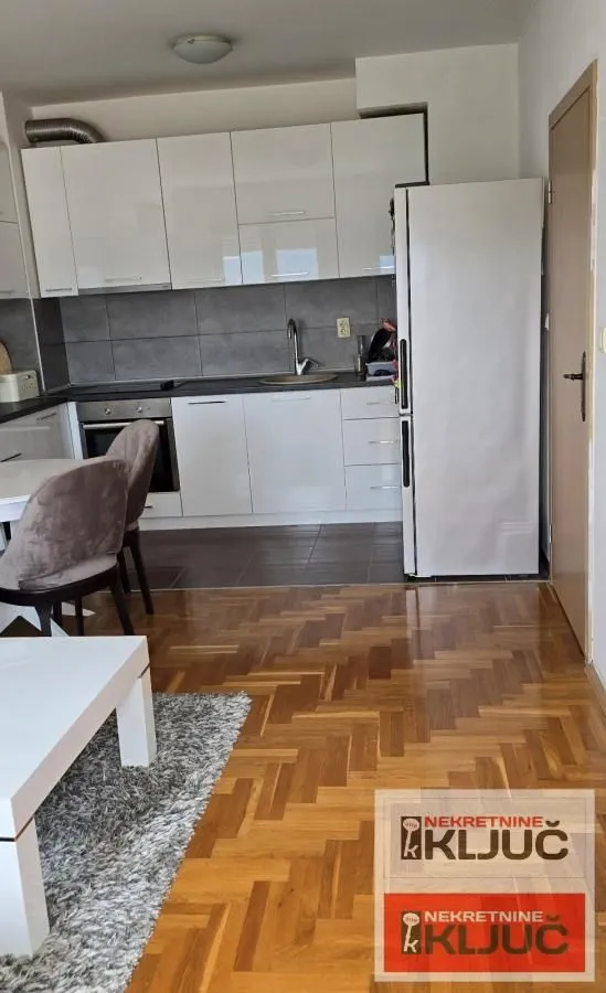 Prodaja, dvosoban stan, 49m², Bulevar patrijarha Pavla, Novi Sad Sve Podlokacije