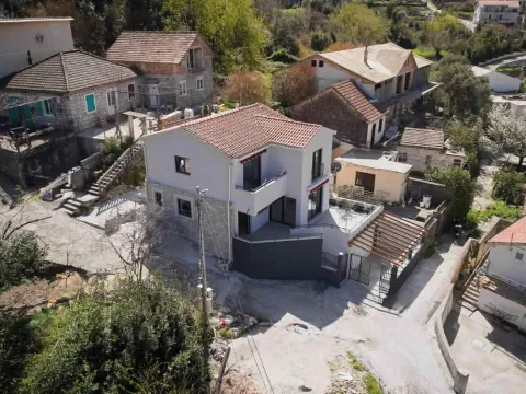 Sale, house, 160m², Škaljari, Kotor - image 32