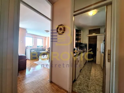 Prodaja, trosoban stan, 80m², Novi Beograd Blok 22, Novi Beograd Sve Podlokacije - image 4