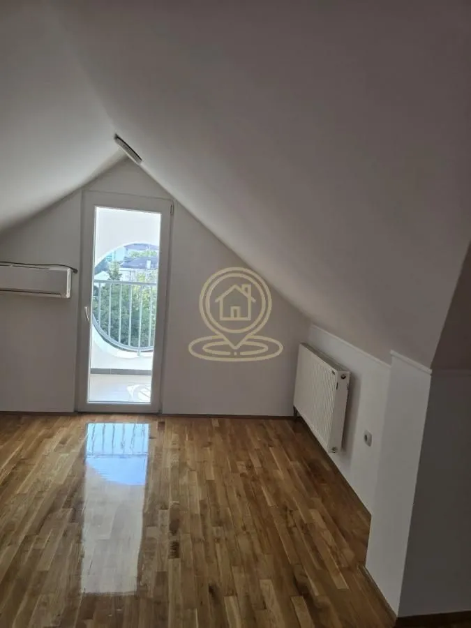 Prodaja, četvorosoban stan, 96m², Bulevar Evrope, Novi Sad Sve Podlokacije