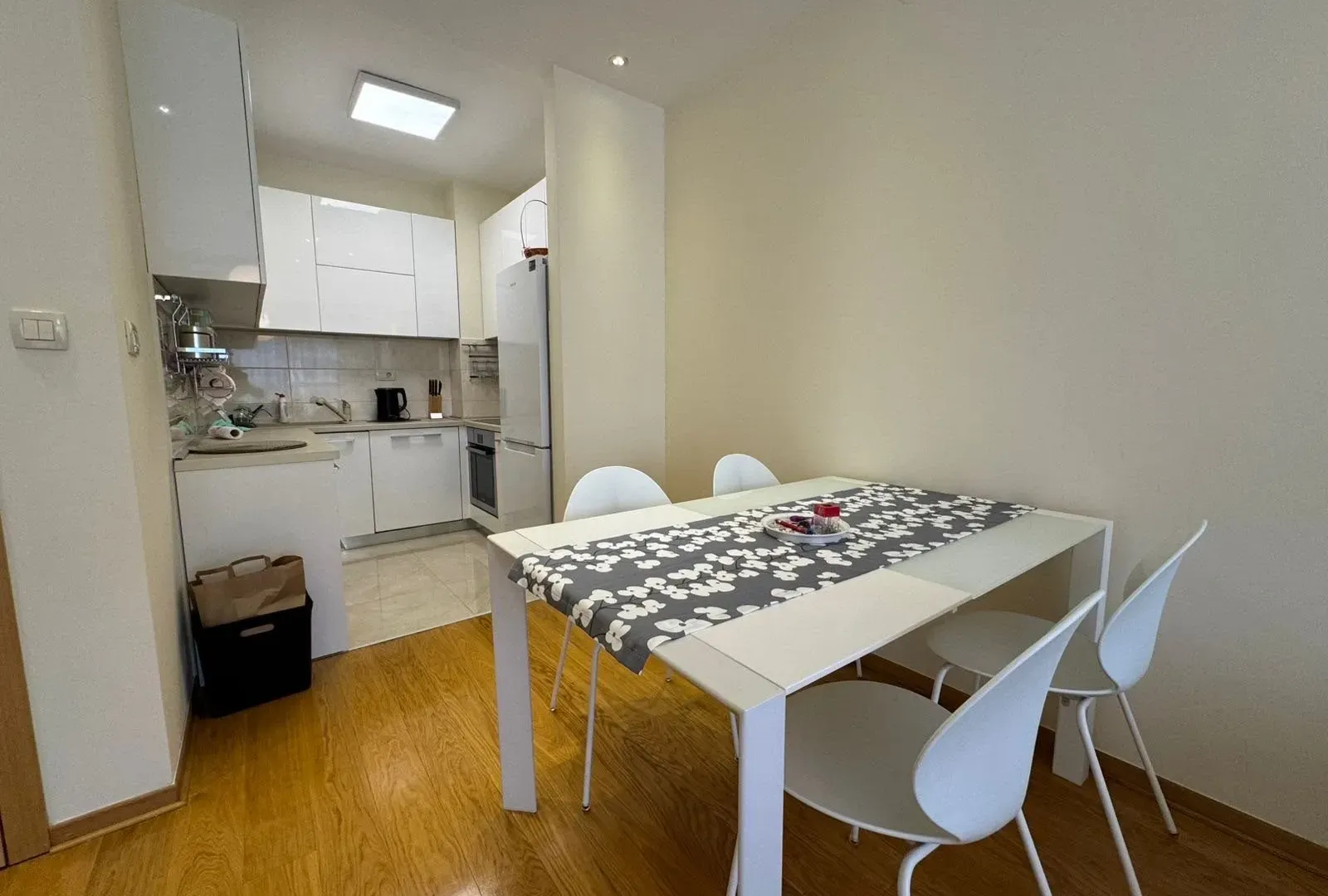 Rent, two bedroom apartment, 71m², Momišići, Podgorica