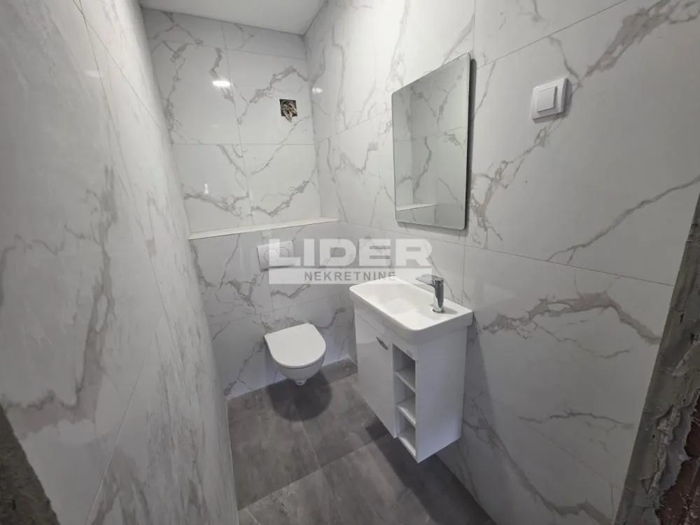 Prodaja, dvosoban stan, 85m², Vračar Sve Podlokacije, Beograd