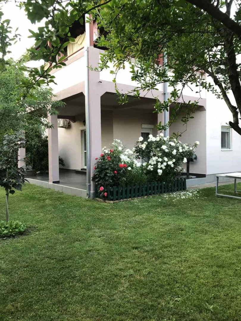 Prodaja, kuća, 350m², Donji Kokoti, Podgorica