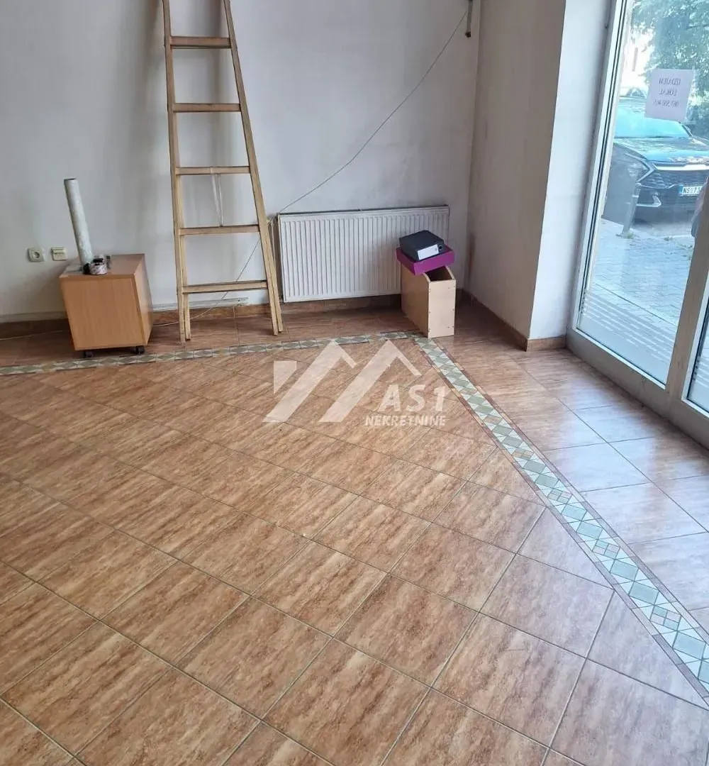 Rent, office space, 90m², Grbavica, Novi Sad Sve Podlokacije