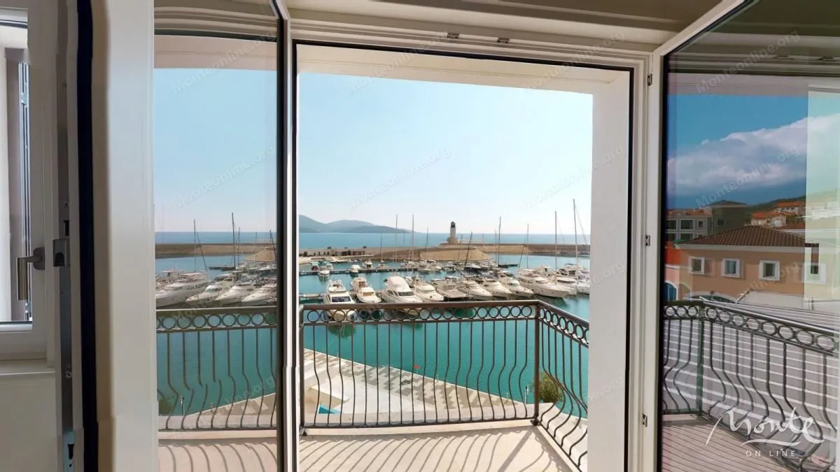 Prodaja, jednosoban stan, 76m², Luštica Bay, Tivat