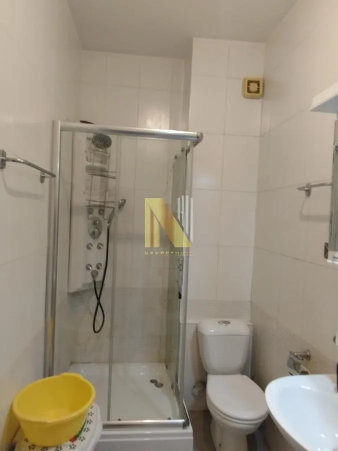 Prodaja, četvorosoban stan, 120m², Centar, Novi Sad
