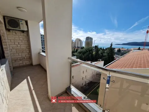 Prodaja, trosoban stan, 107m², Bečići, Budva - image 1