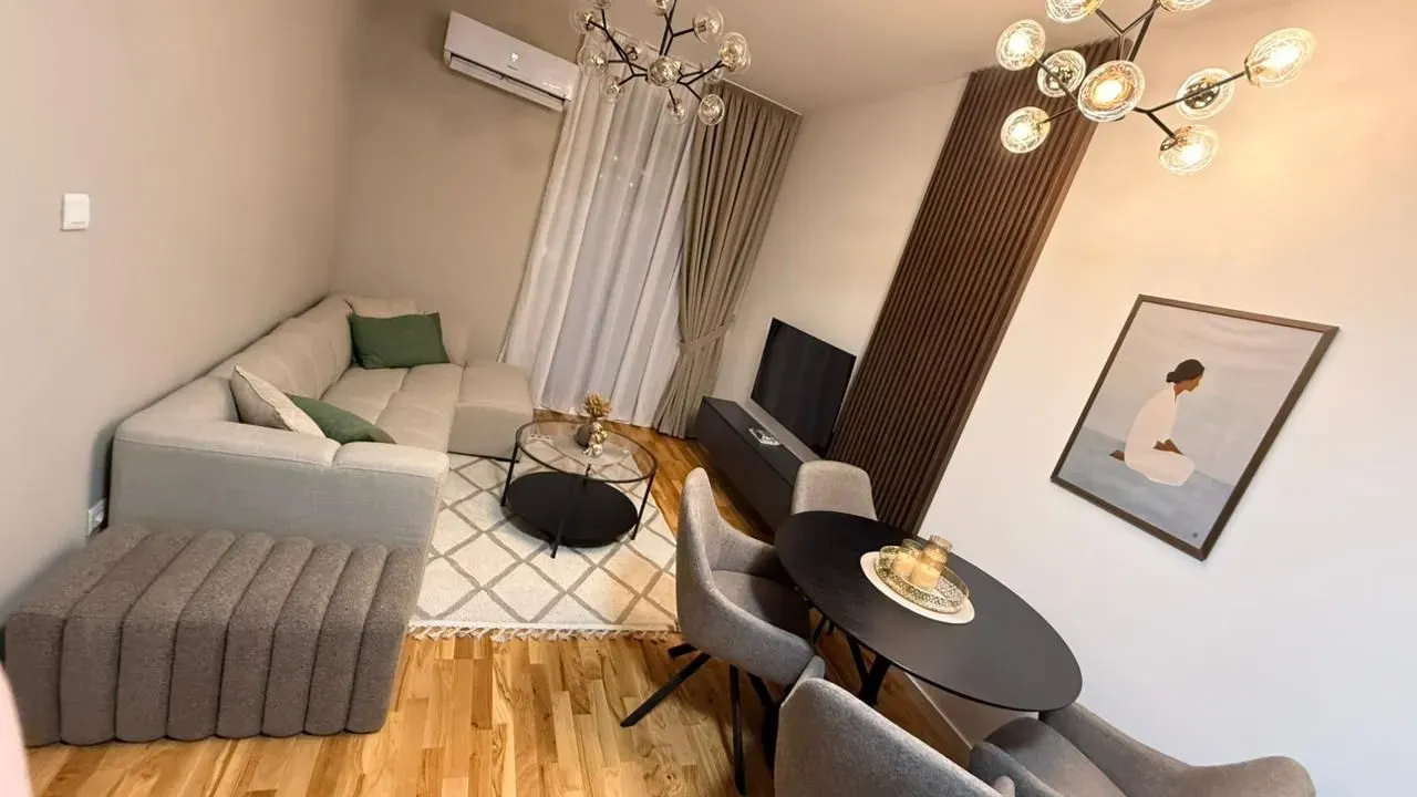 Prodaja, jednosoban stan, 37m², Tološi, Podgorica