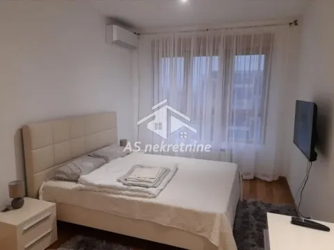 Rent, four bedroom apartment, 105m², Novi Beograd Blok 65, Novi Beograd Sve Podlokacije - image 16