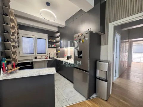 Izdavanje, trosoban stan, 117m², Centar, Podgorica - image 4