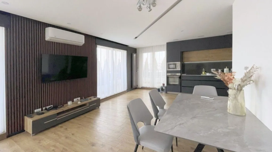 Prodaja, trosoban stan, 103m², Loznica, Srbija