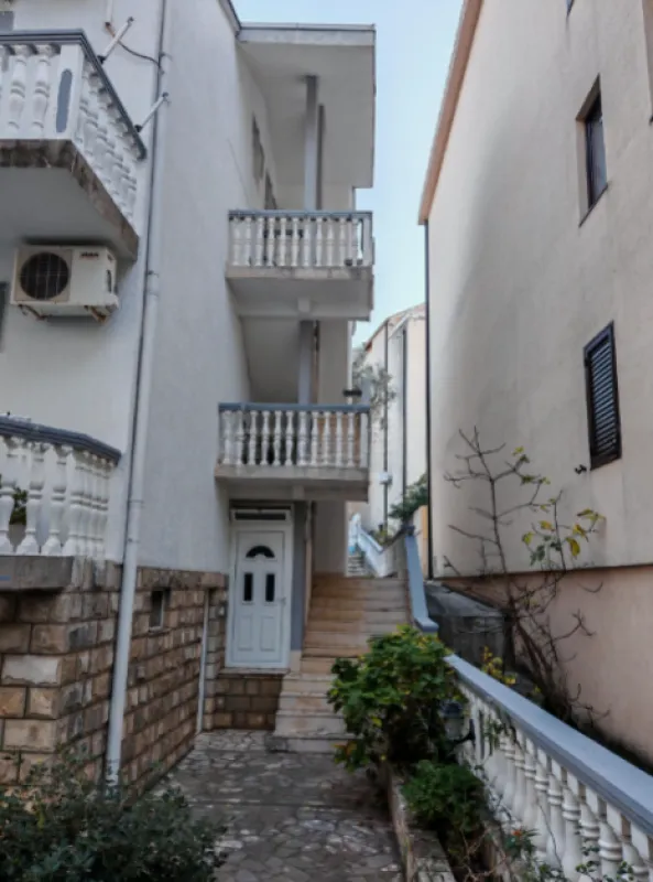 Prodaja, ugostiteljski objekat, 345m², Bečići, Budva