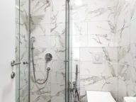 Izdavanje, dvosoban stan, 54m², Bečići, Budva - image 9