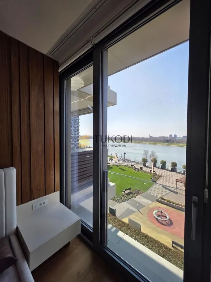 Sale, four bedroom apartment, 138m², Savski Venac, Beograd