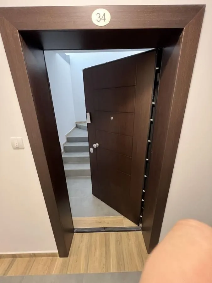 Prodaja, stan, 207m², Telep, Novi Sad Sve Podlokacije