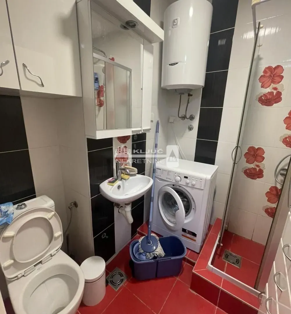 Sale, one bedroom apartment, 50m², Zvezdara Sve Podlokacije, Beograd