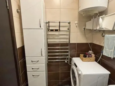 Prodaja, jednosoban stan, 40m², Lazi, Budva - image 9