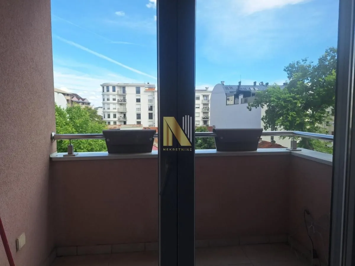 Izdavanje, dvosoban stan, 61m², Socijalno, Novi Sad Sve Podlokacije