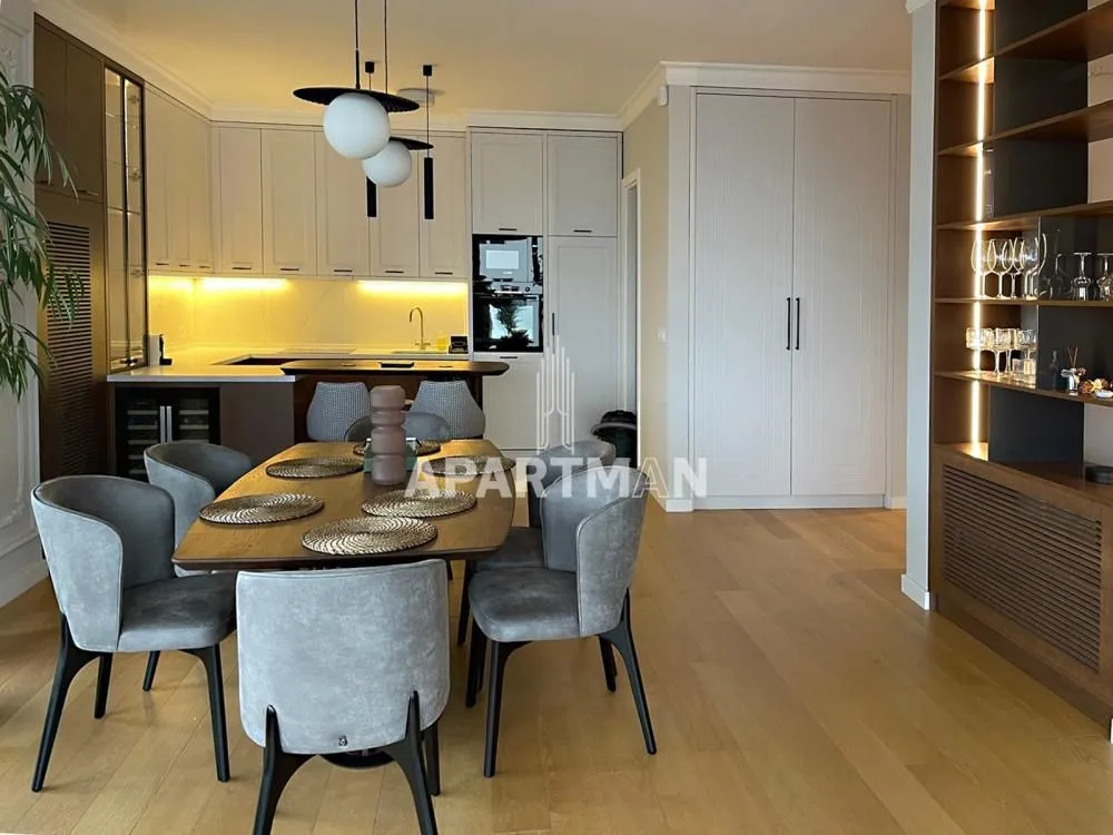 Prodaja, četvorosoban stan, 176m², Tošin bunar, Novi Beograd Sve Podlokacije