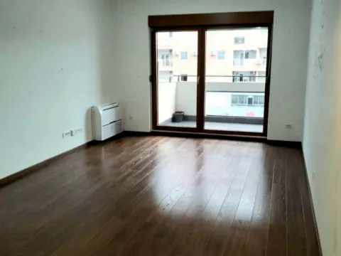 Izdavanje, dvosoban stan, 70m², Master Kvart, Podgorica