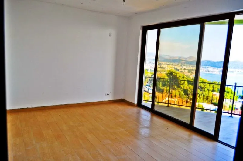 Sale, house, 600m², Bar, Crna Gora