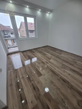 Prodaja, četvorosoban stan, 112m², Medijana, Niš - image 2