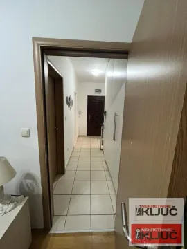 Prodaja, dvosoban stan, 67m², Bulevar patrijarha Pavla, Novi Sad Sve Podlokacije - image 11