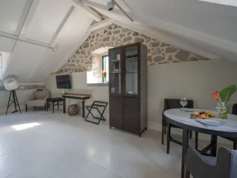 Prodaja, kuća, 320m², Risan, Kotor - image 9