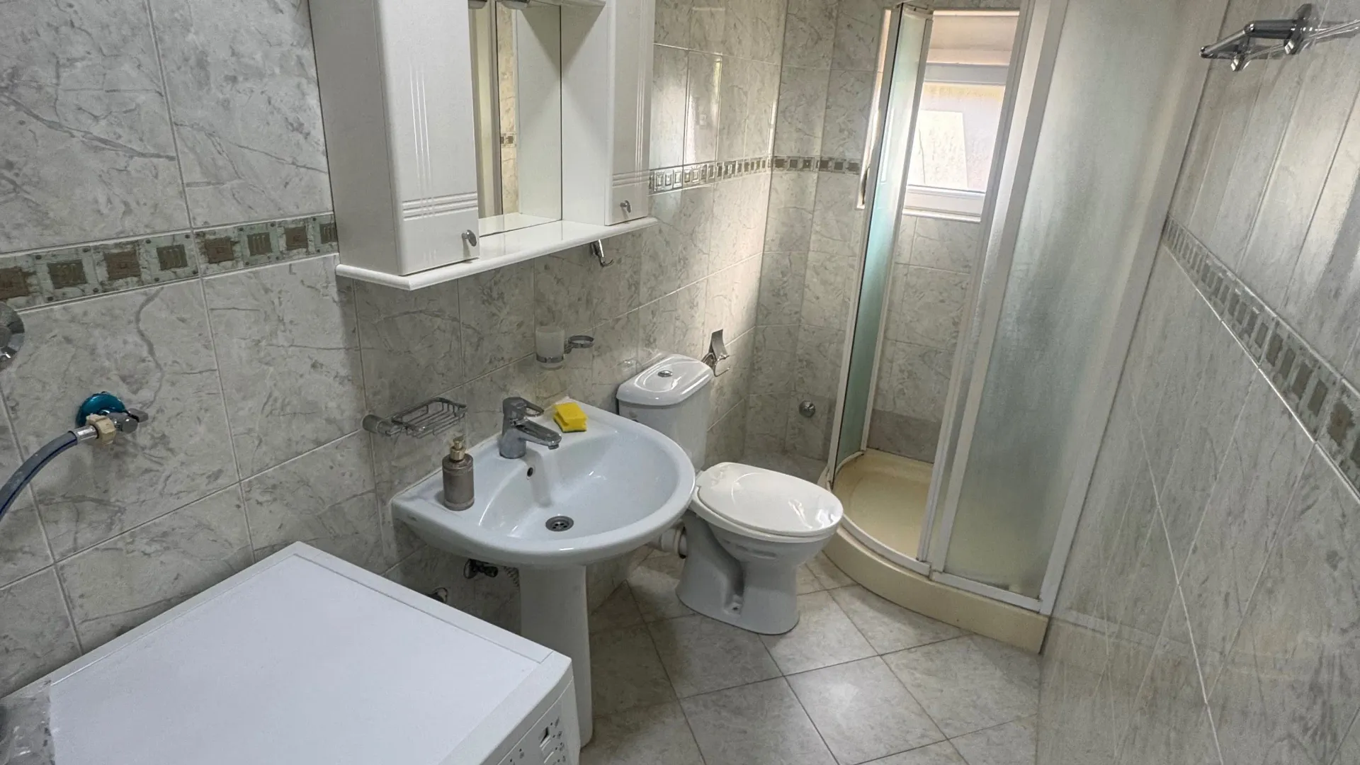 Izdavanje, kuća, 95m², Polje, Bar