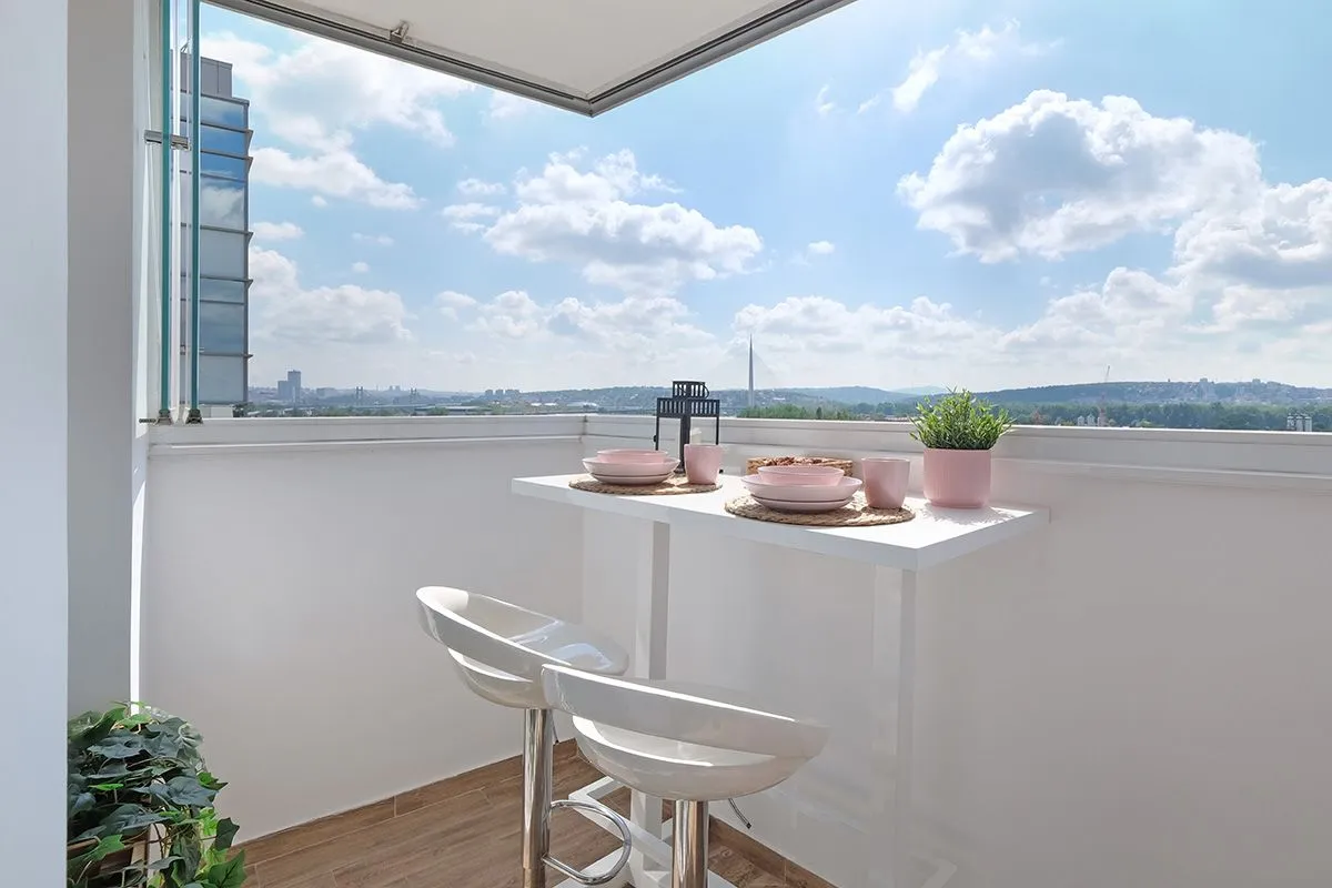 Sale, three bedroom apartment, 101m², Novi Beograd Blok 67, Novi Beograd Sve Podlokacije