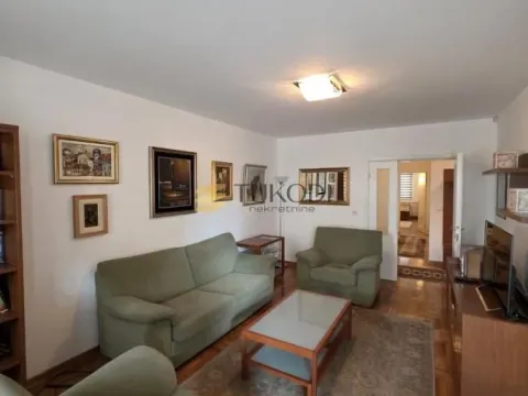 Izdavanje, trosoban stan, 100m², Lekino Brdo, Voždovac Sve Podlokacije - image 4