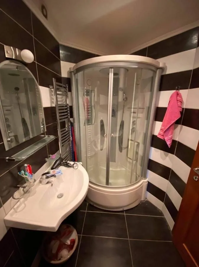 Izdavanje, stan, 53m², Centar, Podgorica