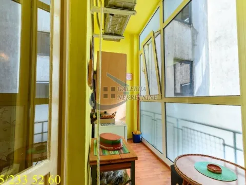 Prodaja, trosoban stan, 85m², Slavija, Vračar Sve Podlokacije - image 24