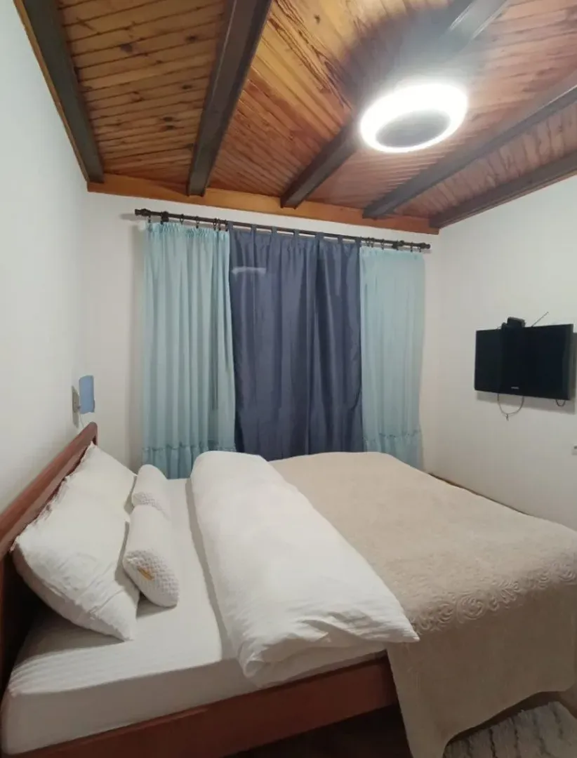 Rent, house, 120m², Bar, Crna Gora