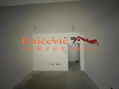 Rent, office space, 63m², Vrbas, Novi Sad - image 8