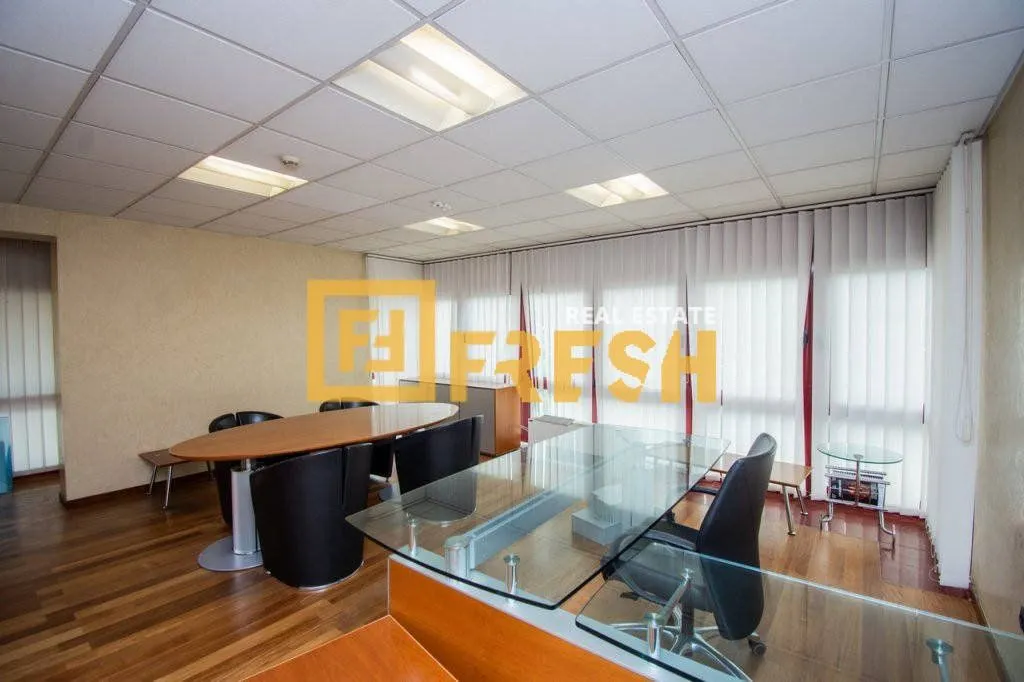 Rent, office space, 412m², Preko Morače, Podgorica