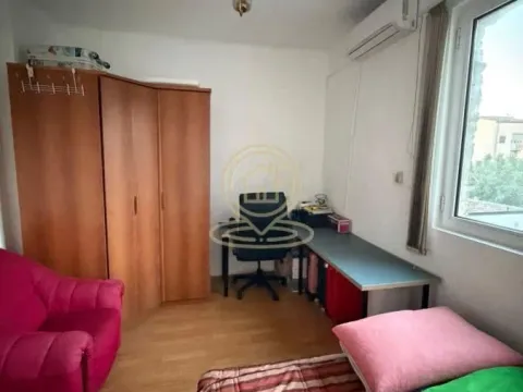 Rent, two bedroom apartment, 50m², Stari Grad, Beograd - image 5