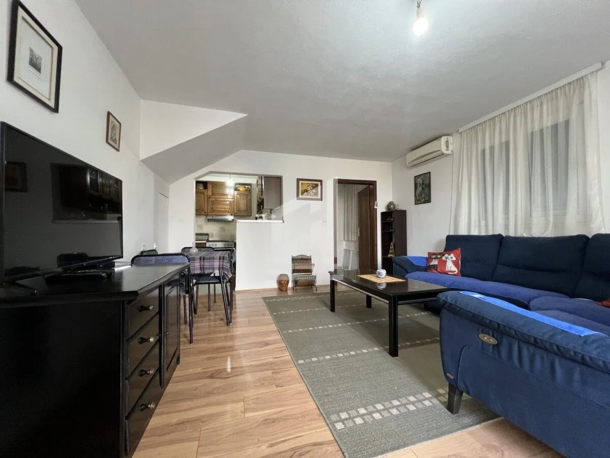 Izdavanje, jednosoban stan, 40m², Zagorič, Podgorica
