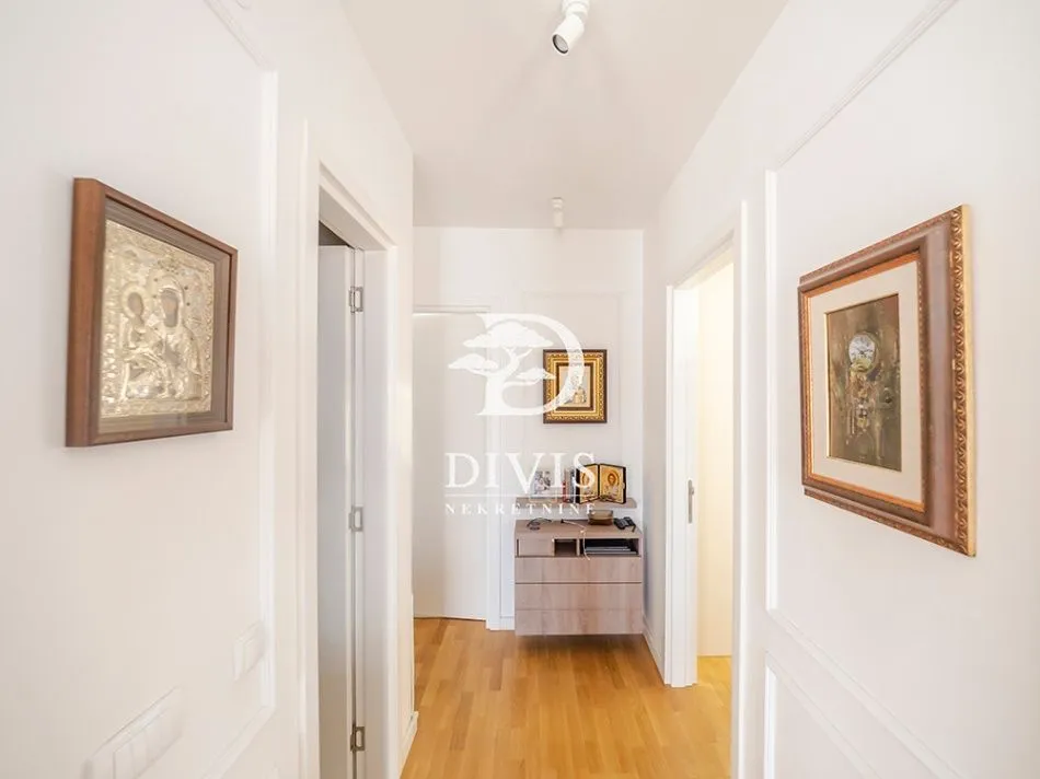 Sale, four bedroom apartment, 119m², Južni Bulevar, Vračar Sve Podlokacije