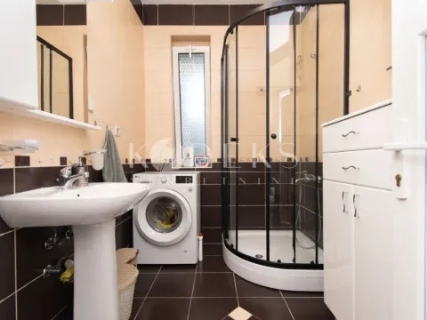 Prodaja, dvosoban stan, 92m², Centar, Podgorica - image 8