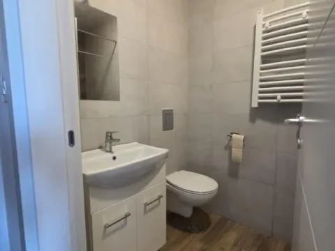 Rent, one bedroom apartment, 38m², Sajmište, Novi Sad - image 9