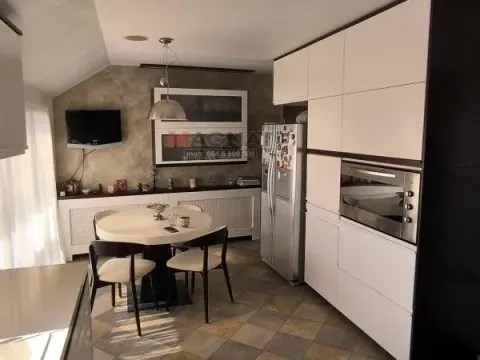 Prodaja, stan, 195m², Kalenić Pijaca, Vračar Sve Podlokacije - image 10