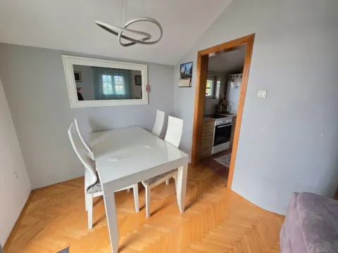 Izdavanje, dvosoban stan, 85m², Momišići, Podgorica - image 6